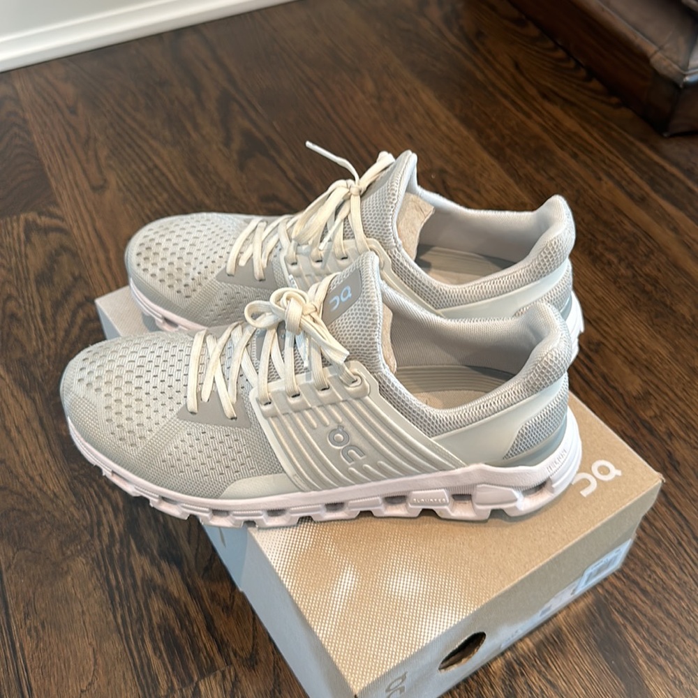 On CloudSwift sneakers